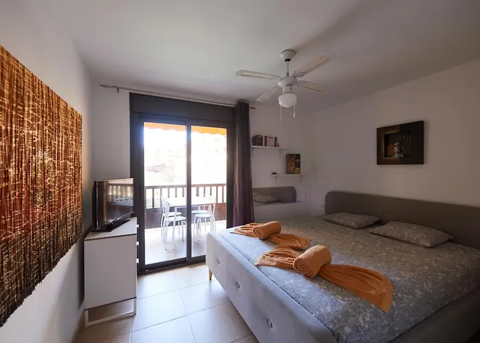 Sun, Relax, 1ch, Heated Pool Access Palm-mar